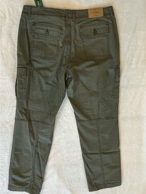 NWT‎ women’s L.L bean stretch canvas cargo pants olive / army green 10P
